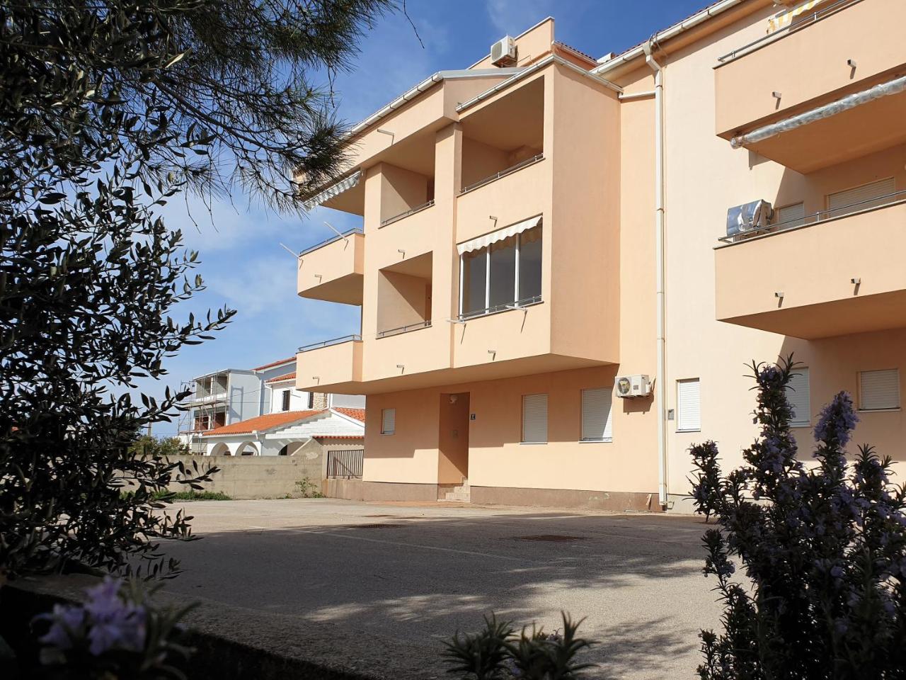 Apartment Valamar Novalja Εξωτερικό φωτογραφία